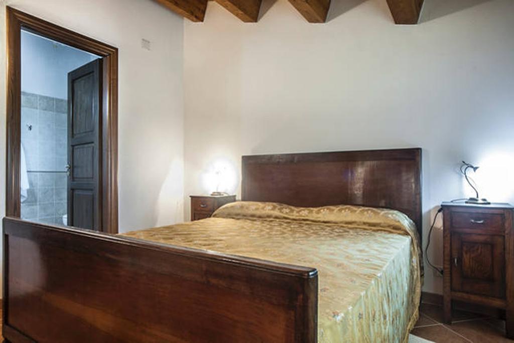 Agriturismo Miracco Atanasio Franco "Il Maniero" Santa Sofia d'Epiro Екстериор снимка